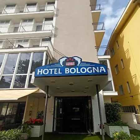 מלון Bologna 3*